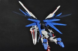 RG 1/144 FREEDOM GUNDAM BANDAI