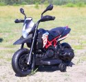 ORYGINALNA PIERWSZA APRILIA DORSODURO 900 NA AKUMULATOR/A017